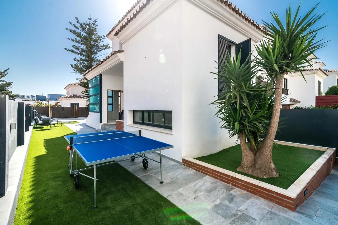 The Jungle Villa - 4Bdr Private Pool/Jacuzzi/Bbq Benalmadena
