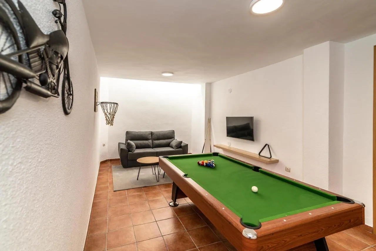 The Jungle Villa - 4Bdr Private Pool/Jacuzzi/Bbq Benalmadena